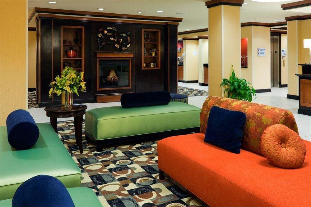 Holiday Inn Express & Suites Gonzales, An Ihg Hotel İç mekan fotoğraf
